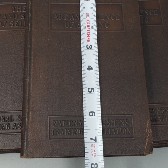 The Art & Science Of Selling Bookset - Picture 8 of 10